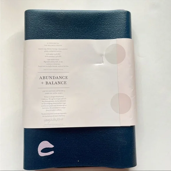 New! Anthropologie LIVE MINDFULLY Foldable Travel Yoga Mat - Unopened - Picture 9 of 10